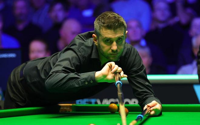 评论员们热 评论员们热