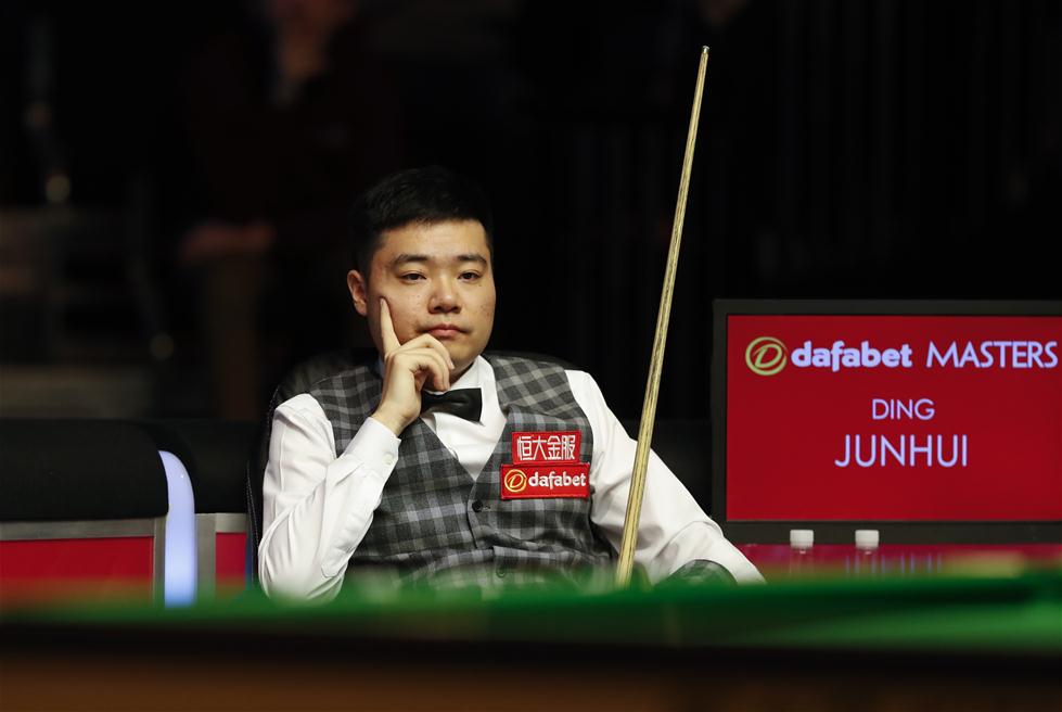 比赛中他面 比赛中他面